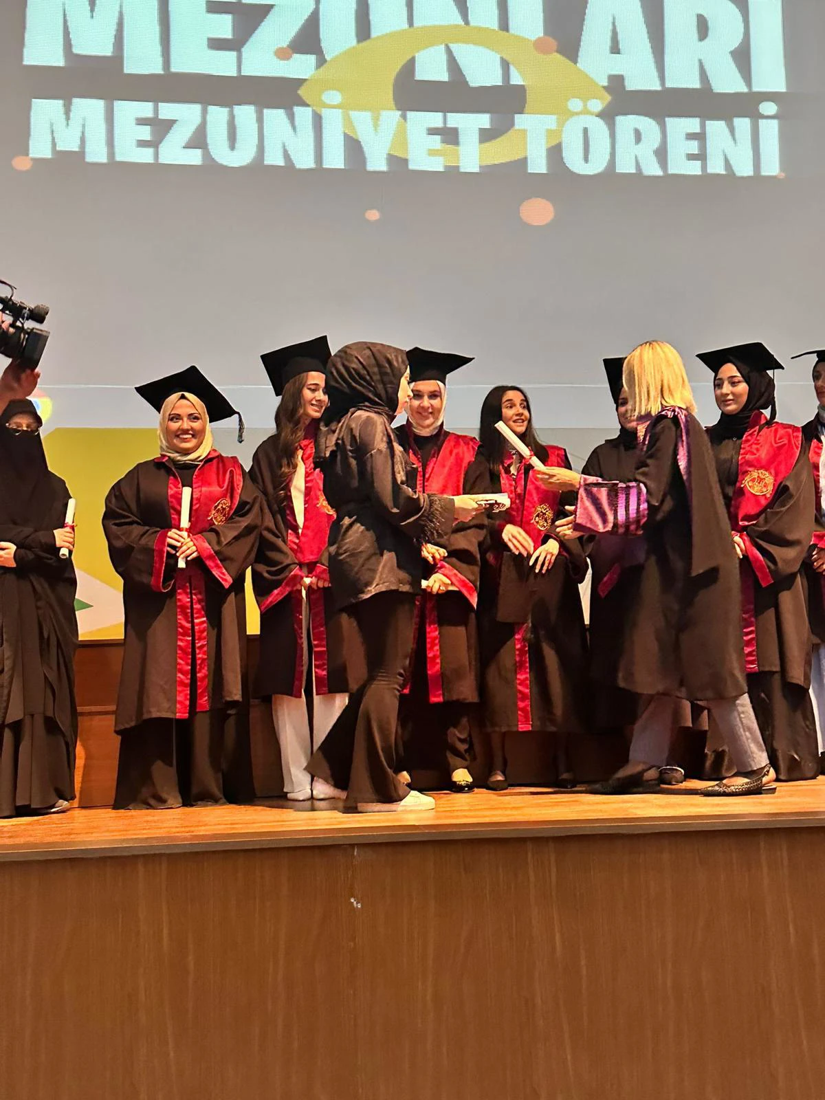 MEZUNİYET TÖRENİ